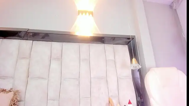 zabrina_20: απευθείας συνομιλία ΧΧΧ