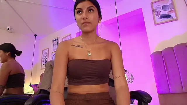 XXX chat uživo modela Ateneaaa_