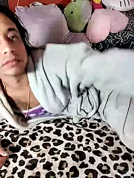 TranSexualJade95 Adlı Modelin Canlı XXX Sohbeti