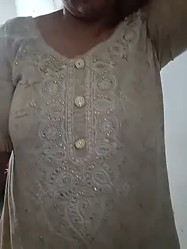 Pokazy przed kamerką – angel_ridhi