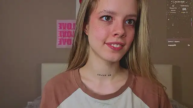 Онлайн чат XXX TiffinyMergist