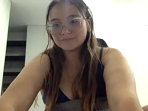 LOLA_R_ Chat XXX live