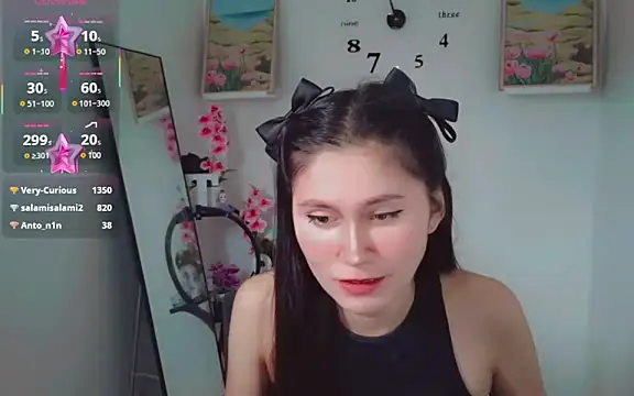 Chat +18 de anne_smithe ao vivo