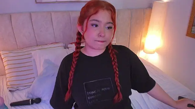 Atenea_cuteee's Live XXX Chat