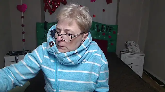 Chatroom XXX en direct de EmiliaGree