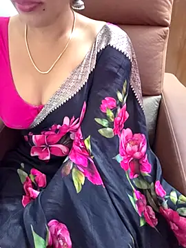 Czat XXX na żywo – Roja-Telugu777