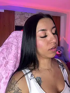 Czat XXX na żywo – Tamara_Roberts1