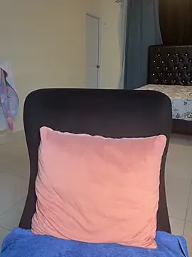 Czat XXX na żywo – Latina-miss