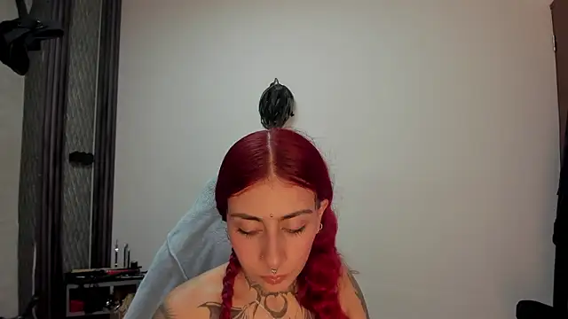 Webkamerová show selene_red_