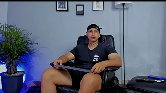 ronnie_crafored Webcamshow