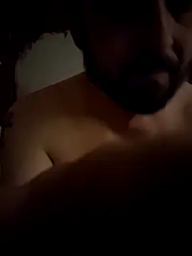 Cummaker69's Webcam Show