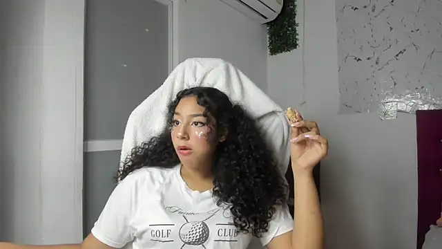 emily_stars1 Show Webcam