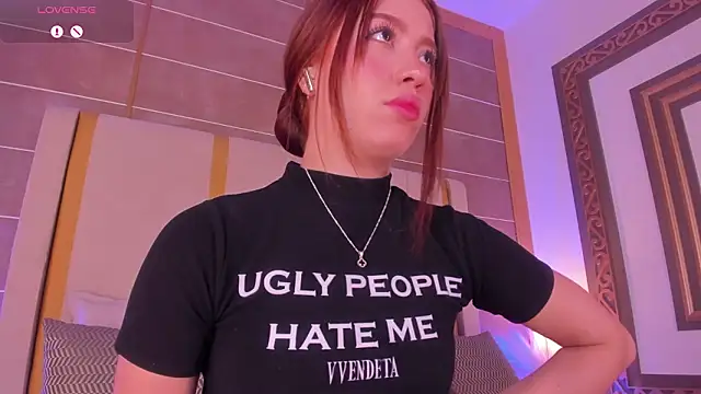 Chat +18 de AbigailCarter ao vivo