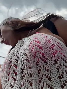 Chat +18 de AleksandraRich ao vivo