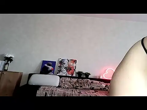 Kira_Chain's Live XXX Chat