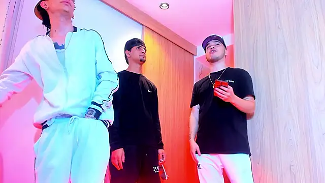 TheBatMansion: απευθείας συνομιλία ΧΧΧ