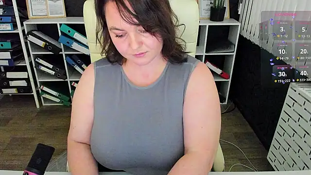 Chat +18 de _feel_me_ ao vivo