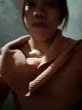 nhinhi-sexy's Live XXX Chat