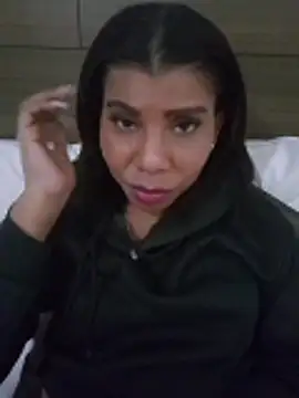 Chatroom XXX en direct de ivonjoness