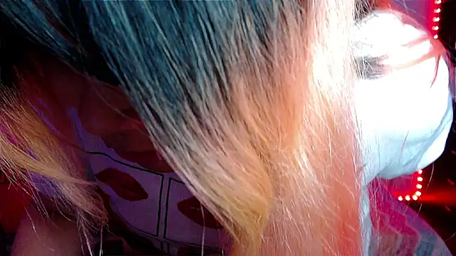 EllieMoonX Chat XXX live