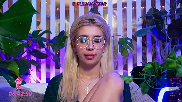 FlowweerGirl – Naživo XXX chat