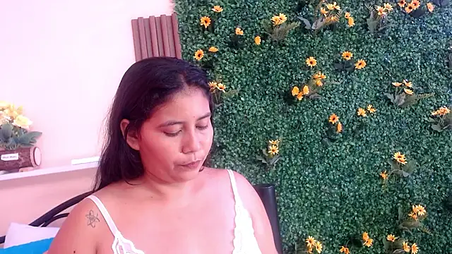 calimasalas2のライブXXXチャット