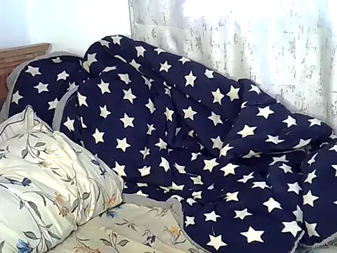 แชท XXX สดของ purplescarlet