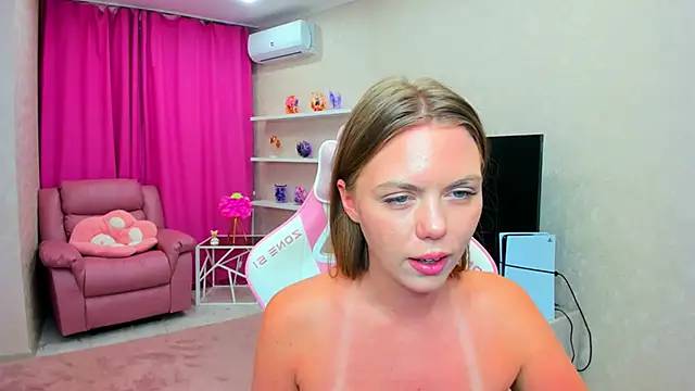 Strawberrye Live XXX-chat