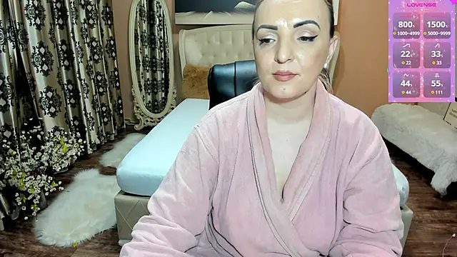 Czat XXX na żywo – AnneRainn