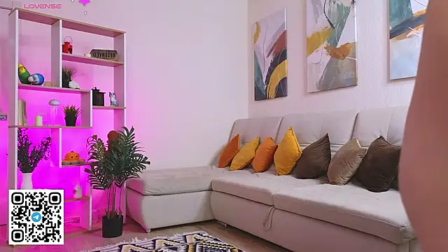 Chat +18 de oliviabr0wn0 ao vivo