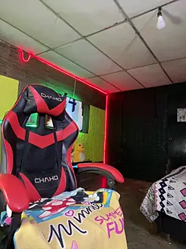 عرض كام JustynAle2025