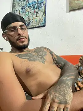 Онлайн чат XXX liyamjunior