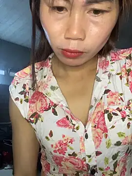 Chat XXX en directo de meganmeo