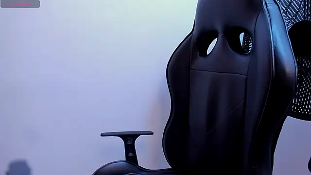 Valka_Ross Adlı Modelin Canlı XXX Sohbeti