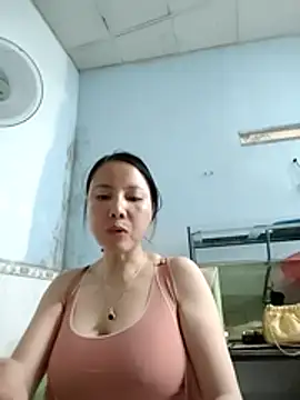 Famrita 网络视讯表演