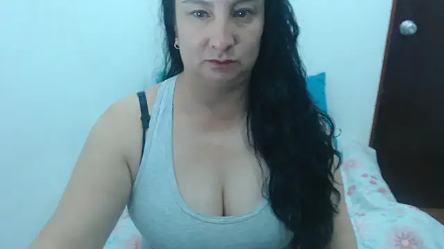 Онлайн чат XXX Ashyle