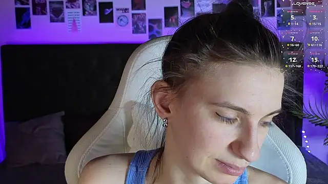 دردشة kaleriyaa_ الجنسية المباشرة