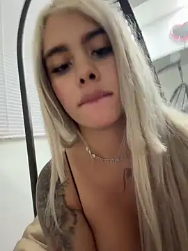 Онлайн чат XXX YouCandiSumisa