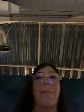 Онлайн чат XXX Maddy_Piink