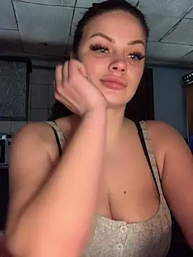 Sweeeeet_Candy: онлайн-секс-чат