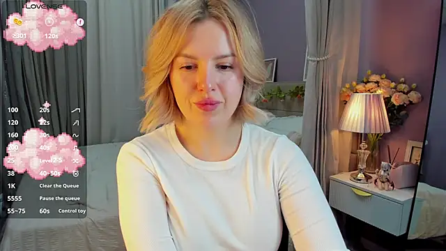 Chatroom XXX en direct de Nikki_Kai