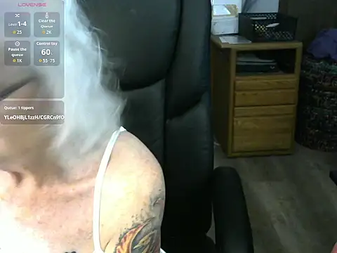 JoleneDelacroix: онлайн-секс-чат