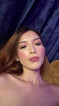 HoneyWeebsss' Webcam Show