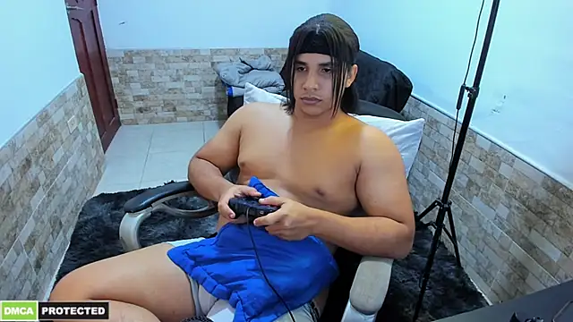 Webkamerová show latinboyfit