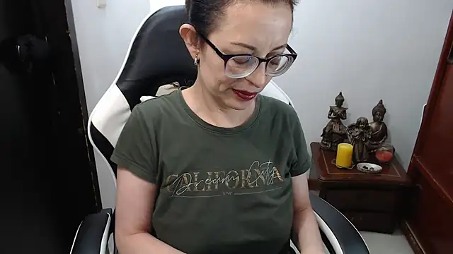 Chat XXX en directo de AnasstaciaEvans