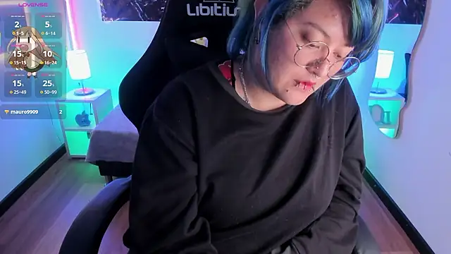 Chatroom XXX en direct de lucky-leah