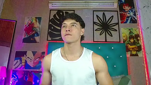 عرض كام LiamAndrewzz