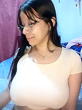 Iwarii: απευθείας συνομιλία ΧΧΧ