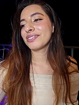 Онлайн чат XXX Meganthomson