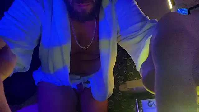 Guyst049 Webcam-Show